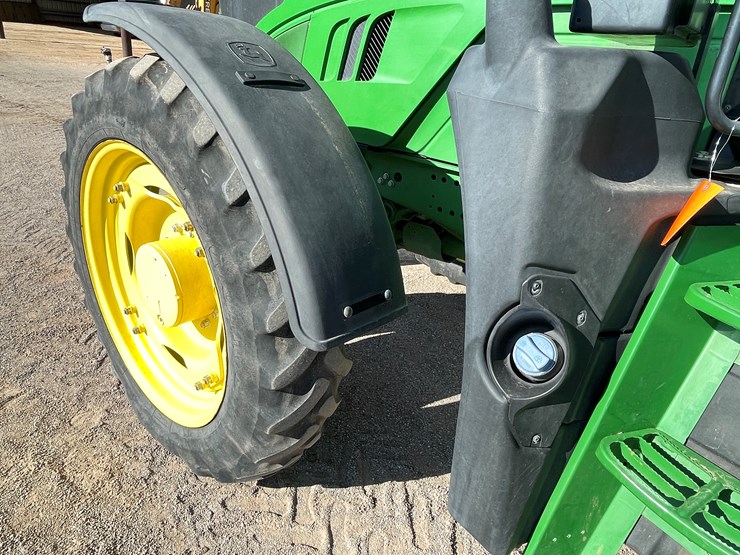 john-deere-6155m-image-25