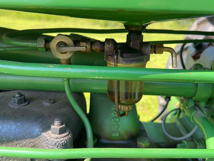 john-deere-model-b-image-64
