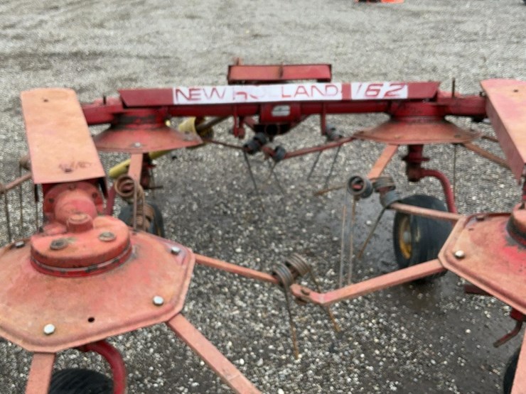 new-holland-162-image-14