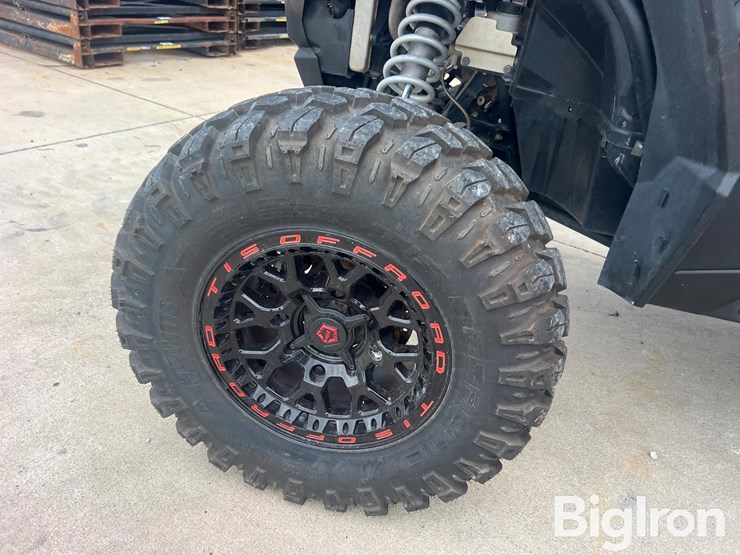 2018-polaris-razor-1000-xp-4x4-utv-image-18