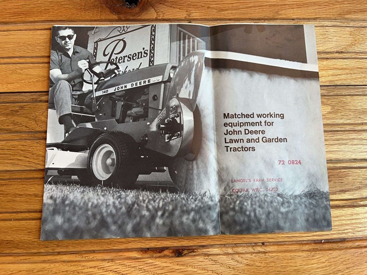 (2)-john-deere-sales-literature-image-7