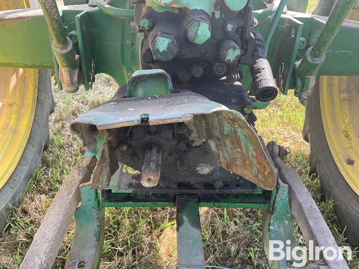 1956-john-deere-50-image-10