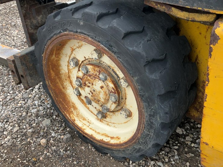 #1355-•-yale-forklift*-image-8