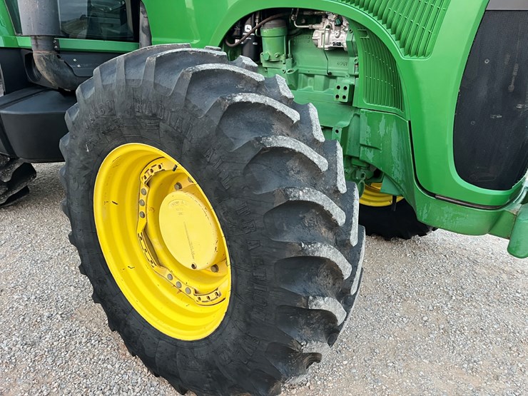 john-deere-8220-image-7