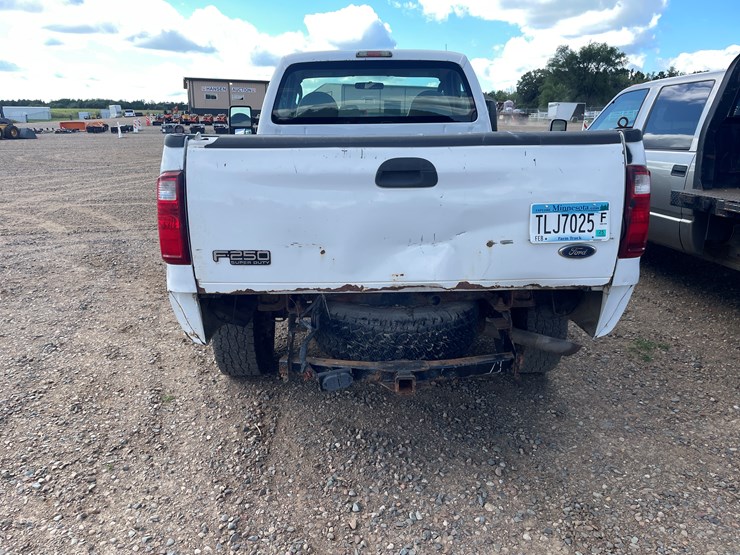 2008-ford-f350-image-4