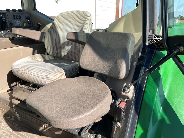 john-deere-6155m-image-38