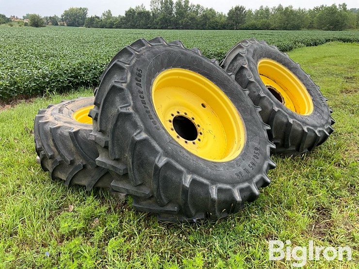 continental-650/65r38-tires-on-jd/titan-rims-image-3