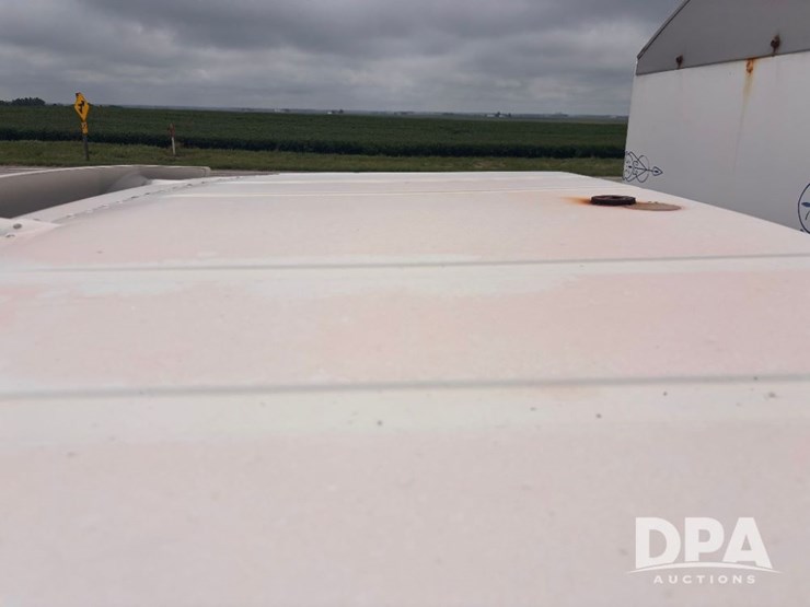 2004-ihc-9400i-dry-tender-truck-(gp11023,-unit-193)-image-89