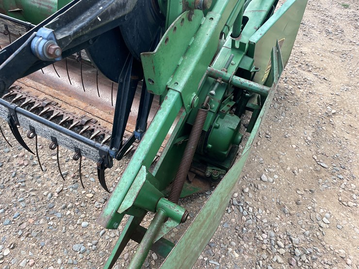 2016-john-deere-216-image-10