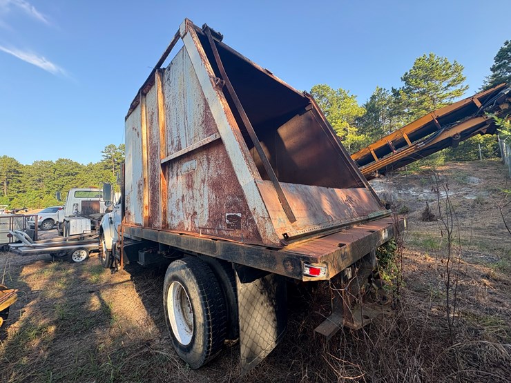 2000-ford-f750-image-4