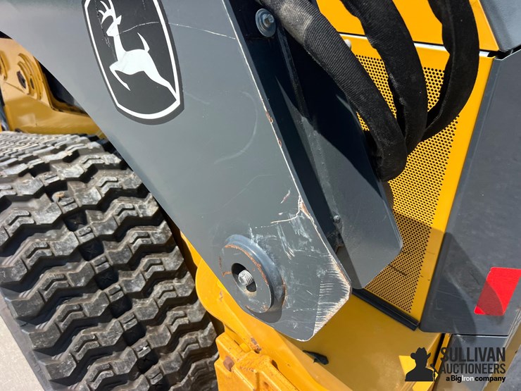 2018-deere-331g-image-13