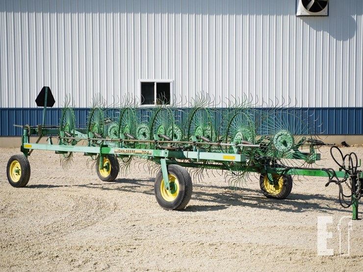 2001-john-deere-704-image-3