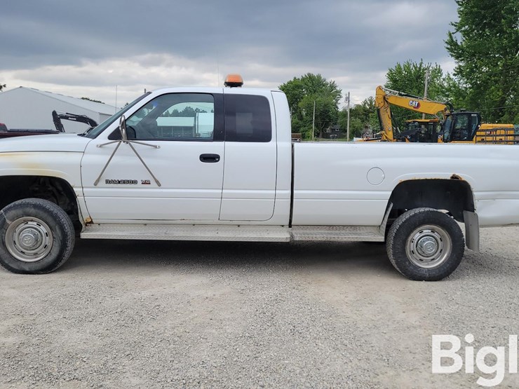1999-dodge-ram-2500-image-8