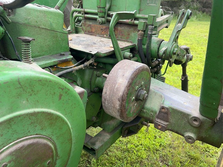 1958-john-deere-520-image-56