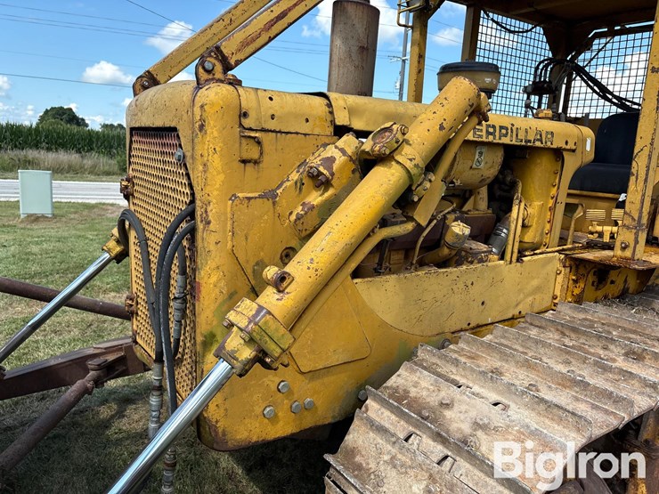 caterpillar-d6c-image-16