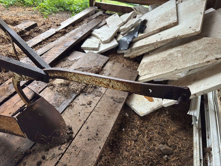 adjustable-walking-potato-plow-image-20