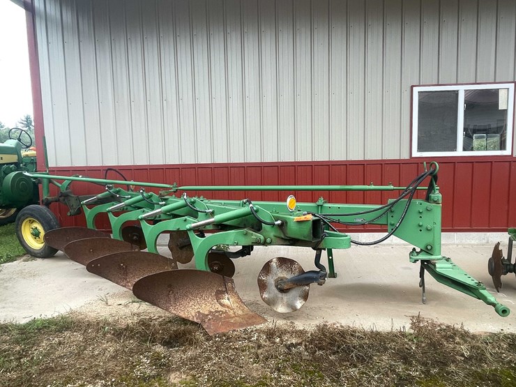 #6698-•-john-deere-4-bottom-plow-tiller-image-1