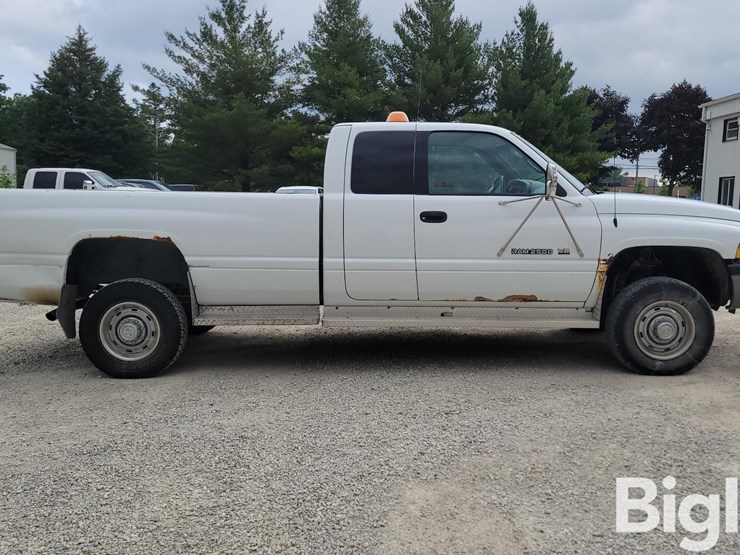 1999-dodge-ram-2500-image-4