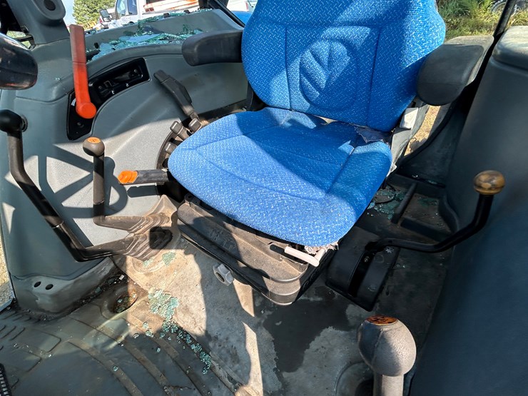 new-holland-tl100a-image-50