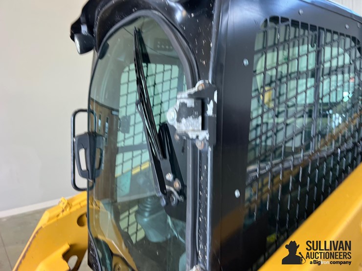 2014-caterpillar-259d-image-13