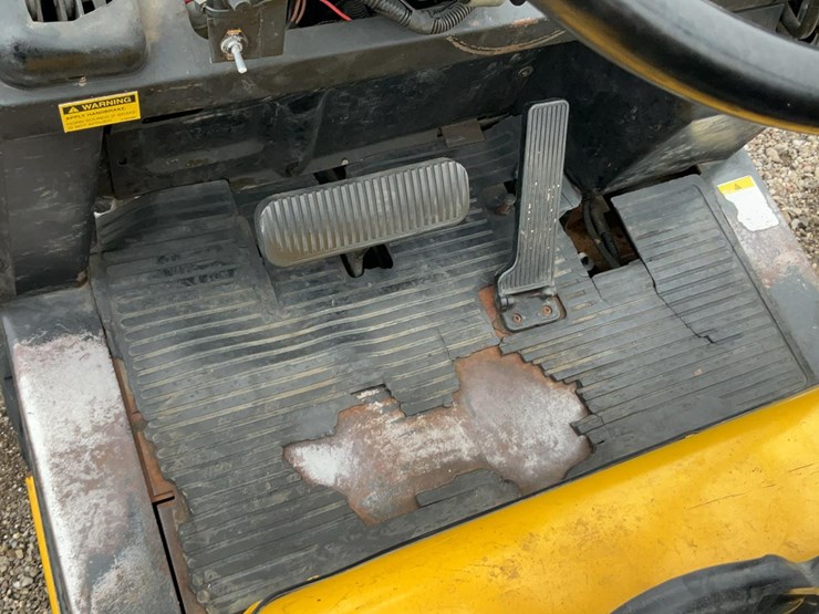 #1355-•-yale-forklift*-image-11