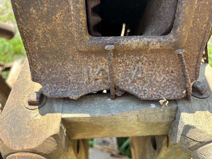 hocking-valley-corn-sheller-and-jack-image-11