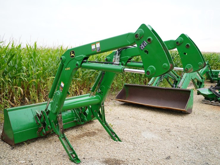 2013-john-deere-h310-image-1
