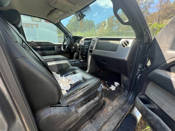 2010-ford-f150-image-17