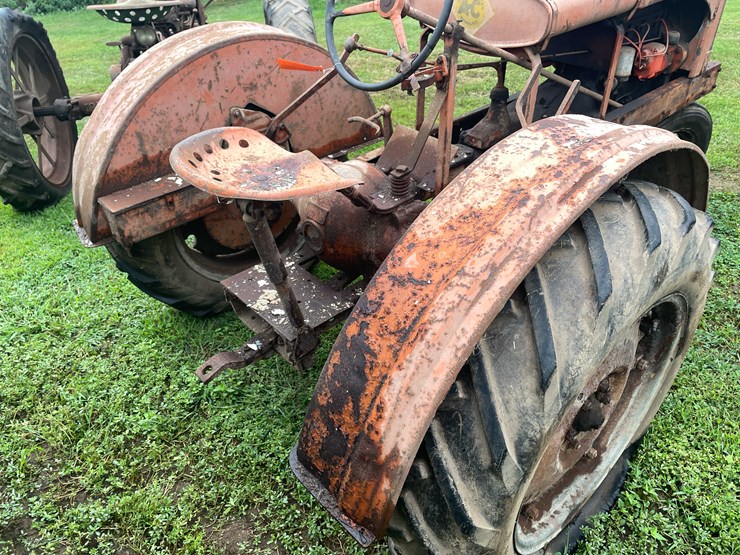 #6681-•-1937-allis-chalmers-tractor-image-6