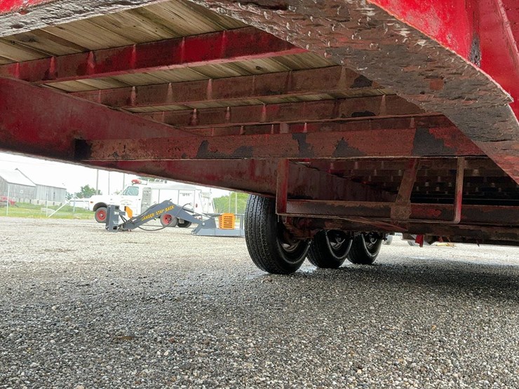 #2204-•-2017-kauffman-equipment-trailer*-image-16