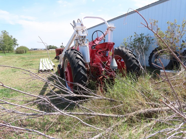 farmall-300-with-loader-image-8