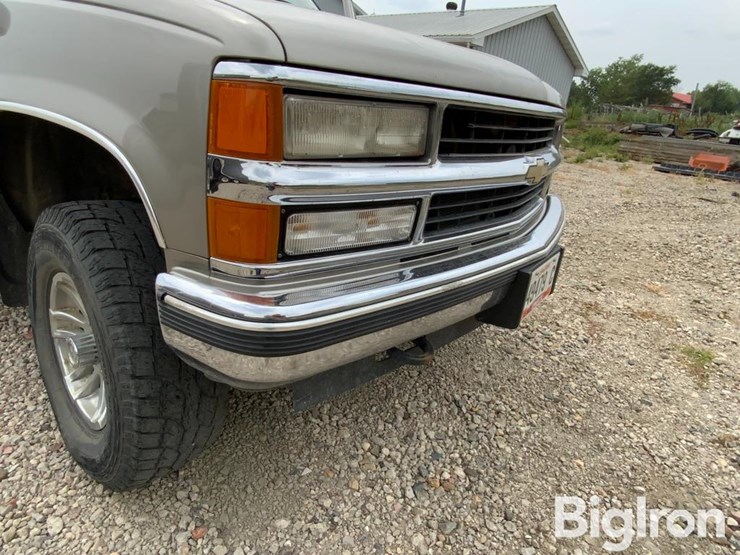 1999-chevrolet-tahoe-image-10