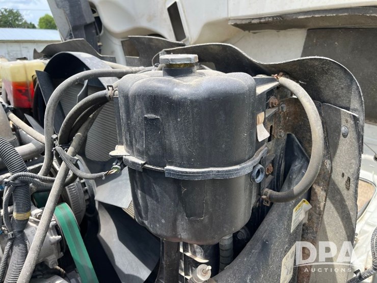 2010-ihc-prostar-7500-lp-truck-(jn2563,-unit-2204)-image-100
