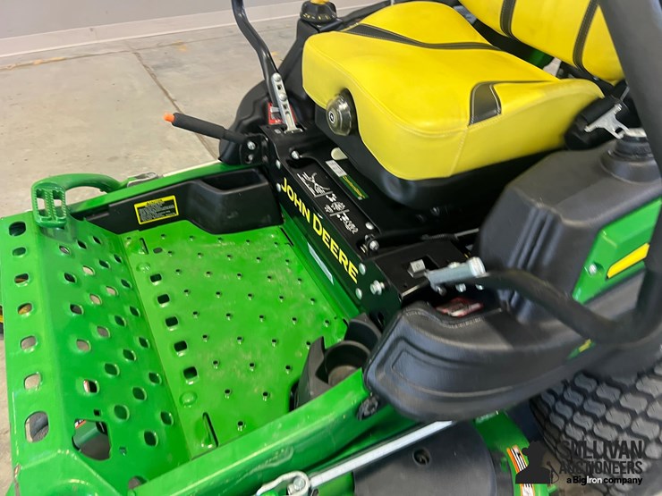 2021-john-deere-z930m-image-16