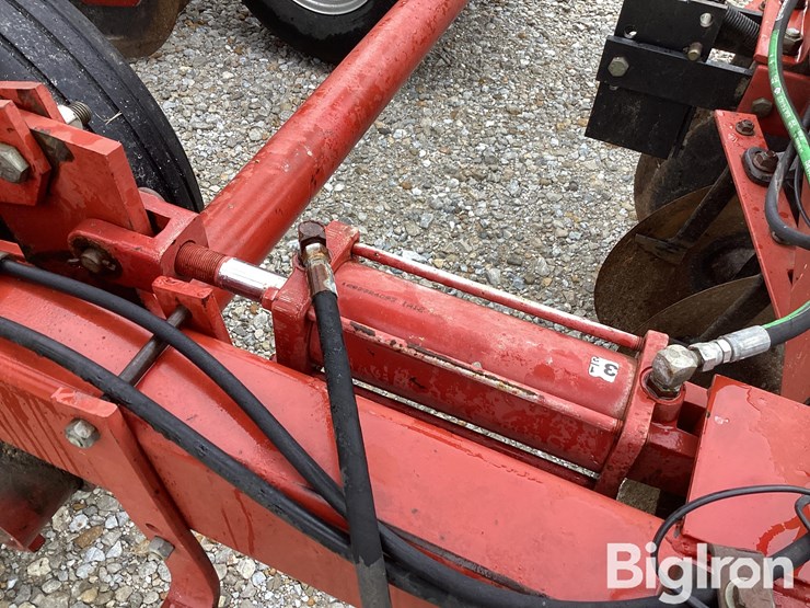 case-ih-3950-image-15