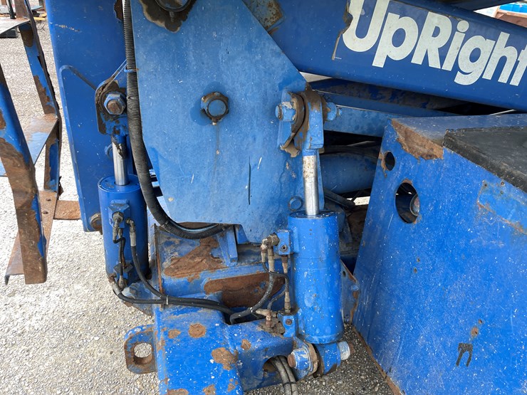 #6309-•-uprights-sl26sl-4wd-scissor-lift-image-19