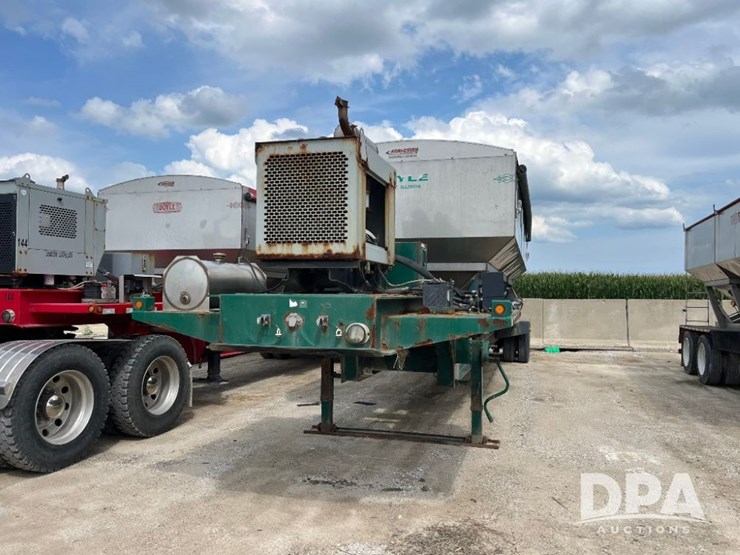 2015-b-b-dry-tender-trailer-(jn2633)-image-2