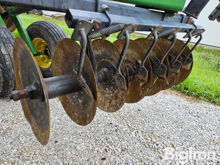 john-deere-630-image-20