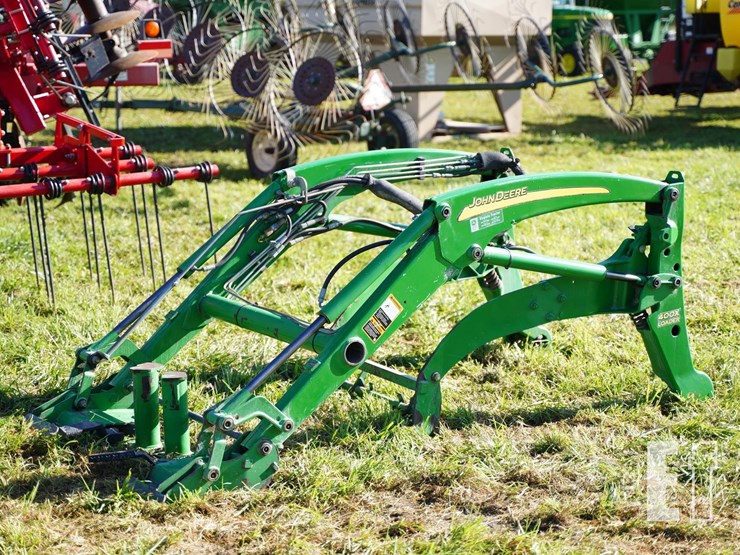 2012-john-deere-400x-image-1