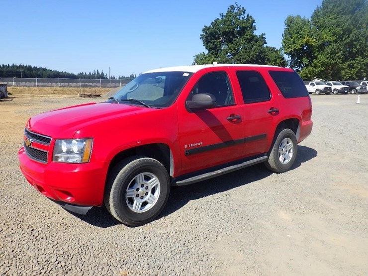 2007-chevrolet-tahoe-image-1