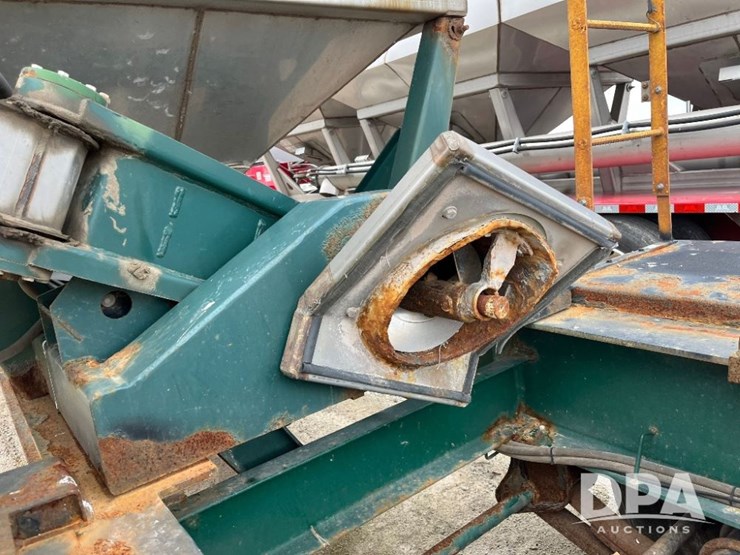 2015-b-b-dry-tender-trailer-(jn2633)-image-46