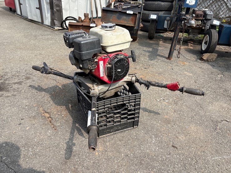 ground-hog-earth-drill-image-1
