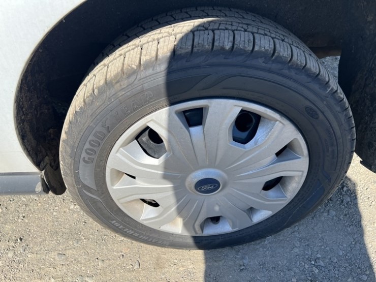 2019-ford-transit-connect-image-16