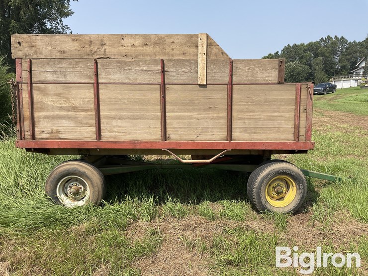 john-deere-1064-image-4