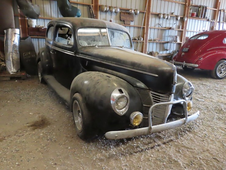 1940-ford-deluxe-2dr-sedan-image-7