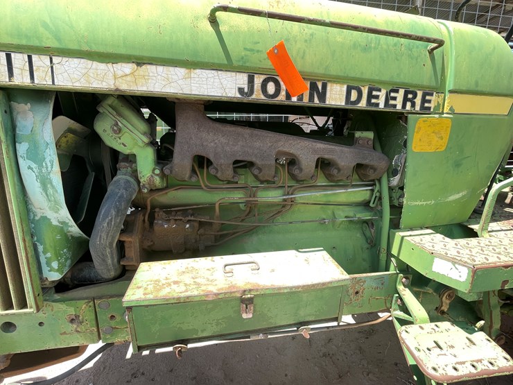 john-deere-2940-image-9