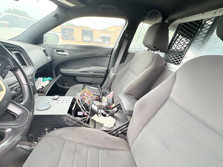 #51-•-#25944-•-inop-2018-dodge-charger-sedan-vin:-2c3cdxag8jh303650-image-34