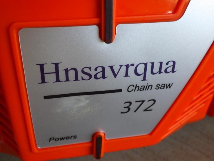 24"-hnsavrqua-chainsaw-372-image-7