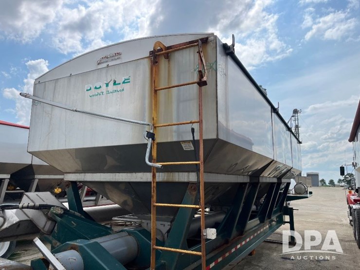 2015-b-b-dry-tender-trailer-(jn2633)-image-36