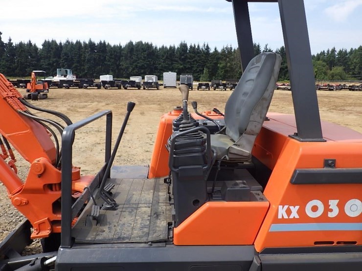 kubota-kh030-image-16